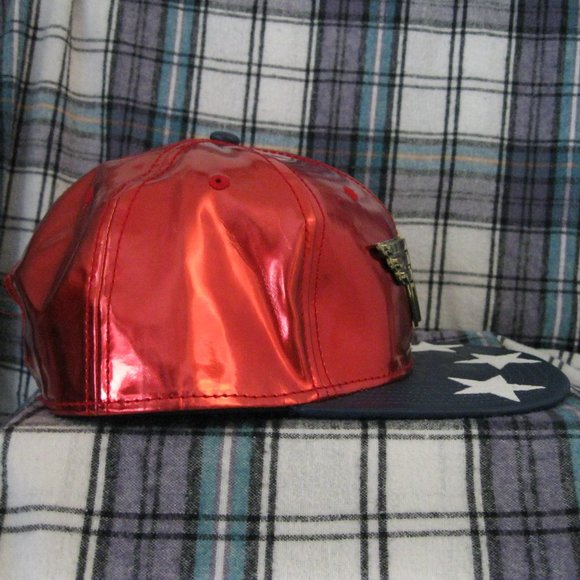 DC Comics shiny red, gold emblem Wonder Women cap. One size fits most. - Picture 5 of 10